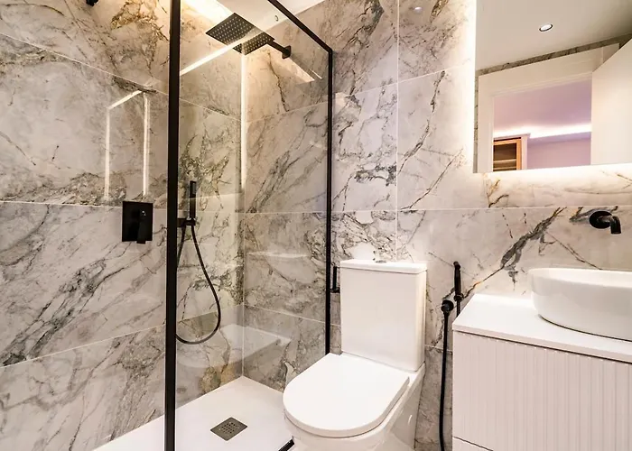 New Luxury House Madrid 4 Bd 4 Bth